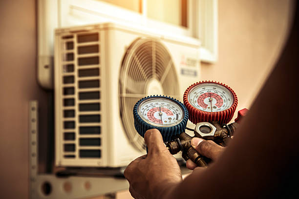 Professional Hvac technician working in Avon, NC